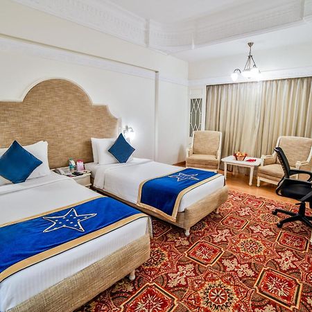 Ramoji Film City- Sitara Luxury Hotel Pedda Ambarpet Extérieur photo