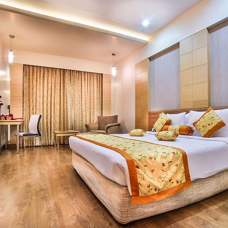 Ramoji Film City- Sitara Luxury Hotel Pedda Ambarpet Extérieur photo
