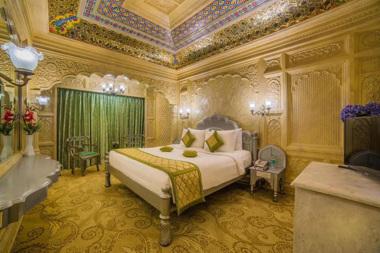 Ramoji Film City- Sitara Luxury Hotel Pedda Ambarpet Extérieur photo