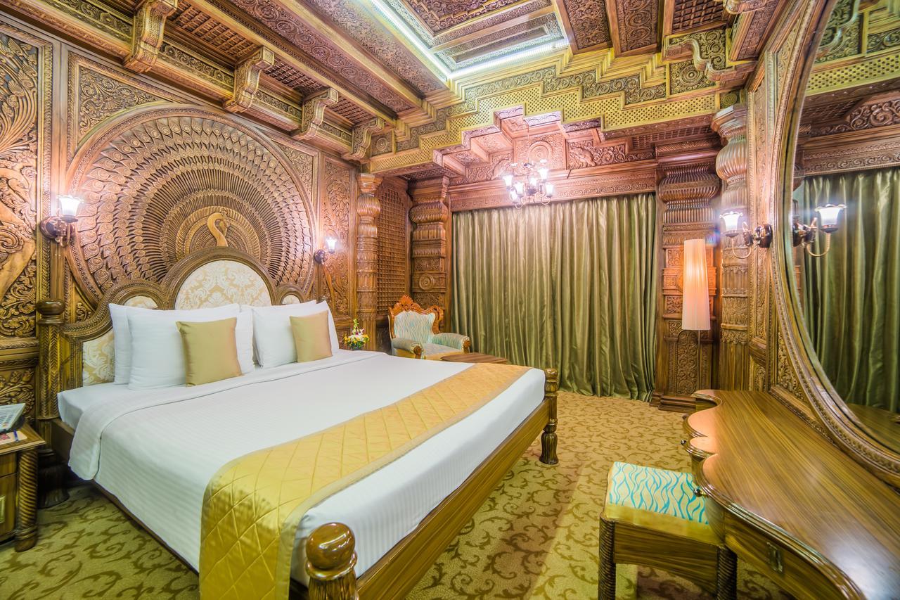 Ramoji Film City- Sitara Luxury Hotel Pedda Ambarpet Extérieur photo
