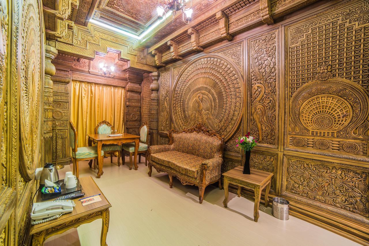Ramoji Film City- Sitara Luxury Hotel Pedda Ambarpet Extérieur photo