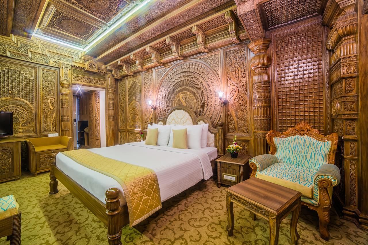 Ramoji Film City- Sitara Luxury Hotel Pedda Ambarpet Extérieur photo