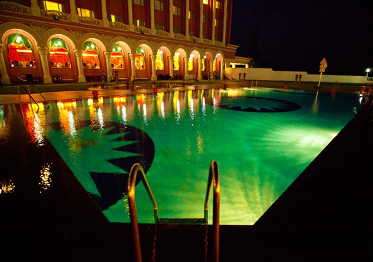 Ramoji Film City- Sitara Luxury Hotel Pedda Ambarpet Extérieur photo