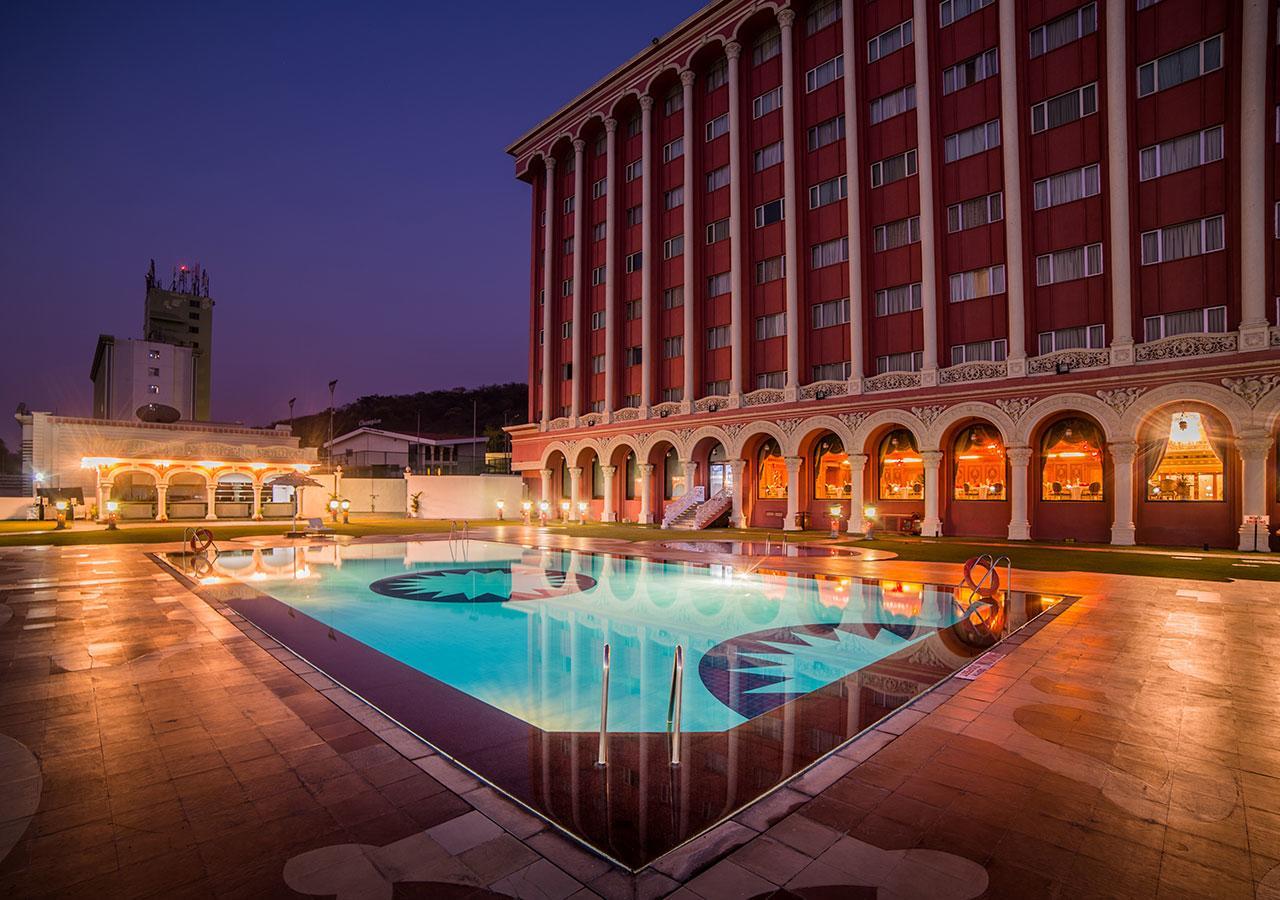 Ramoji Film City- Sitara Luxury Hotel Pedda Ambarpet Extérieur photo