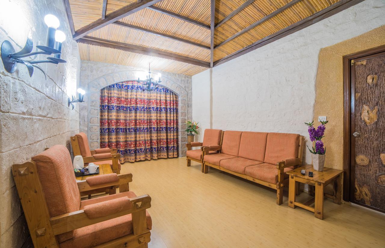 Ramoji Film City- Sitara Luxury Hotel Pedda Ambarpet Extérieur photo