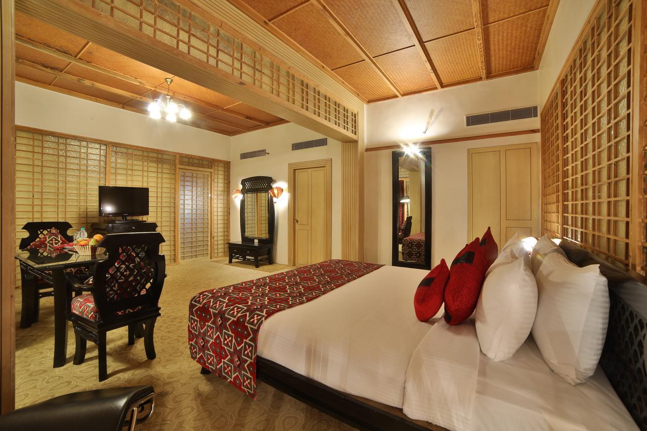 Ramoji Film City- Sitara Luxury Hotel Pedda Ambarpet Extérieur photo
