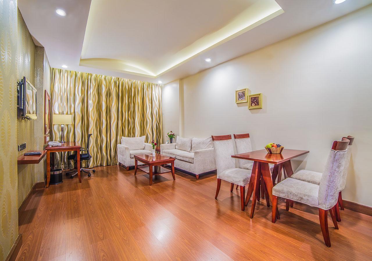 Ramoji Film City- Sitara Luxury Hotel Pedda Ambarpet Extérieur photo